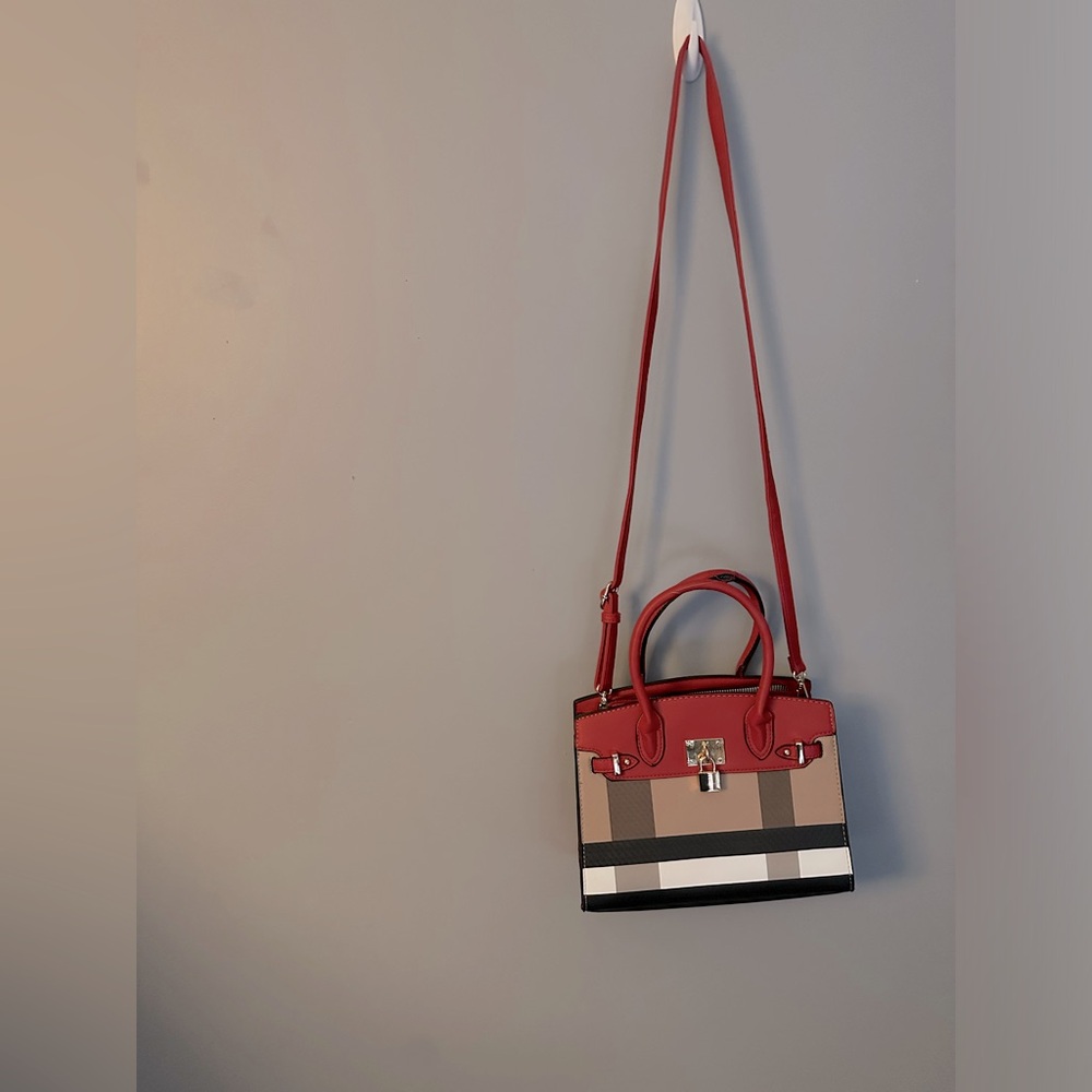 Shoulder bag